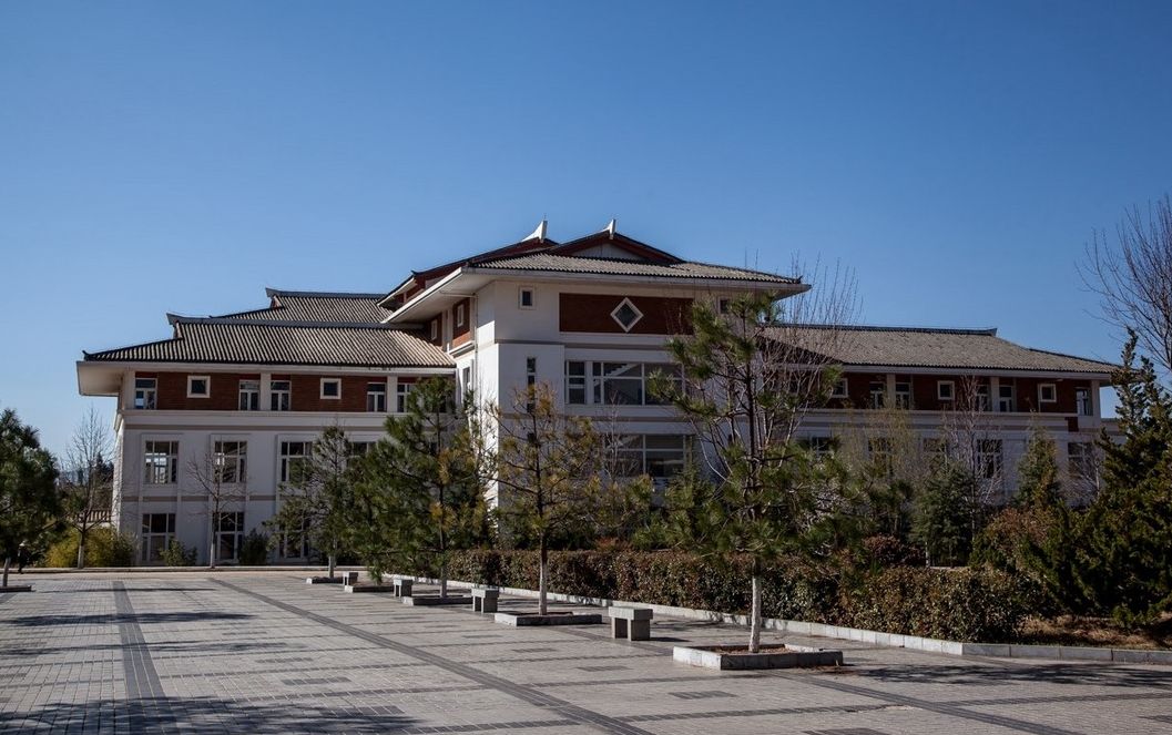 细行慢记:云南大学旅游文化学院(1105)