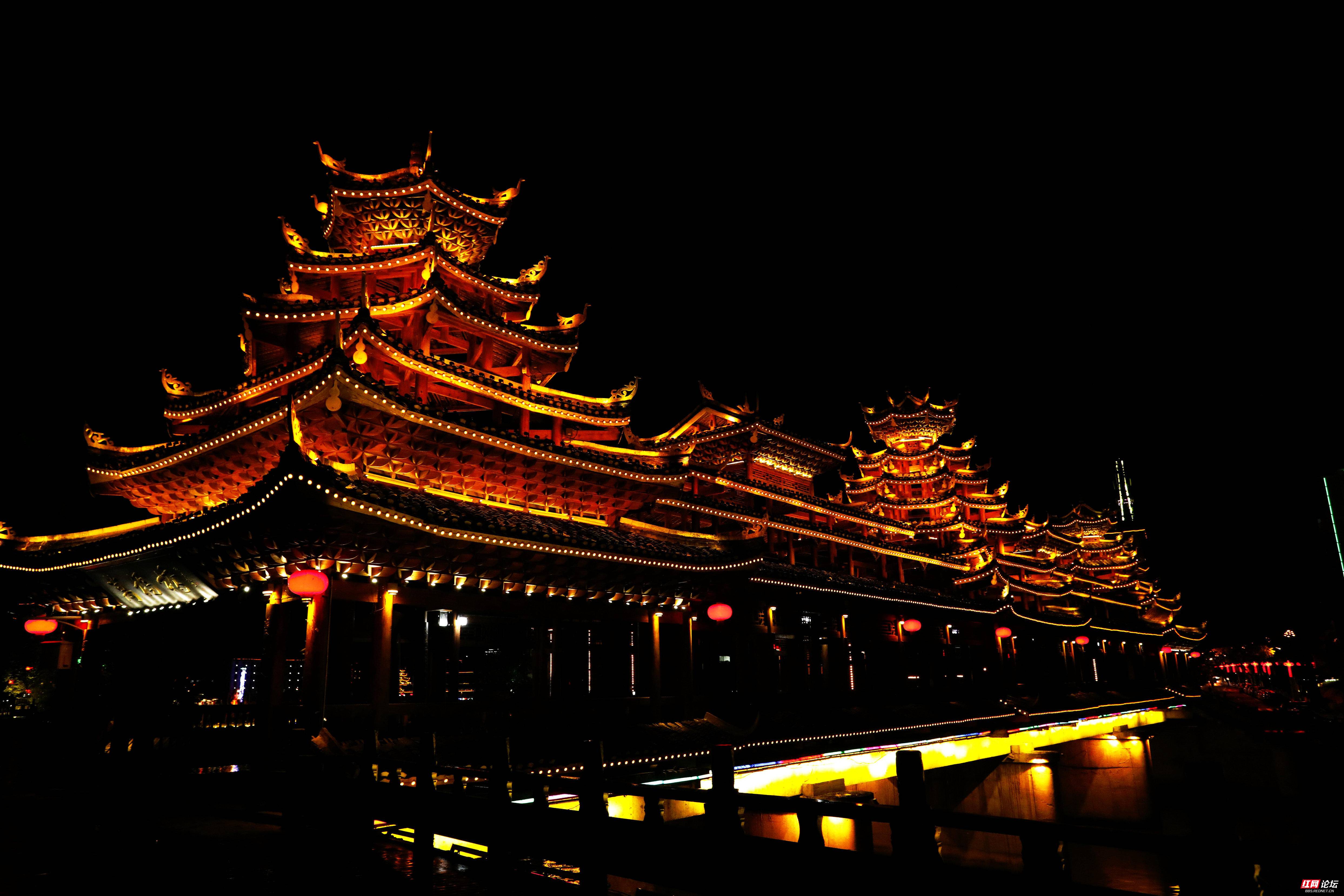 肇兴侗寨夜景图片图片